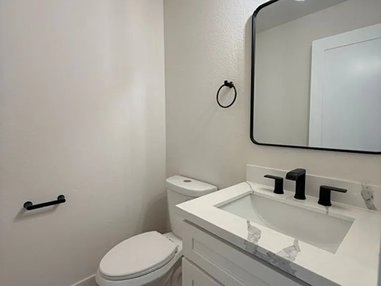 7900 Edmonds 4-Plex — Photo 17