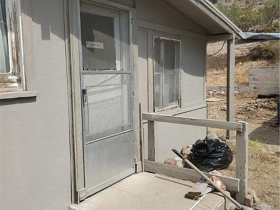 2nd image of 613 Court St