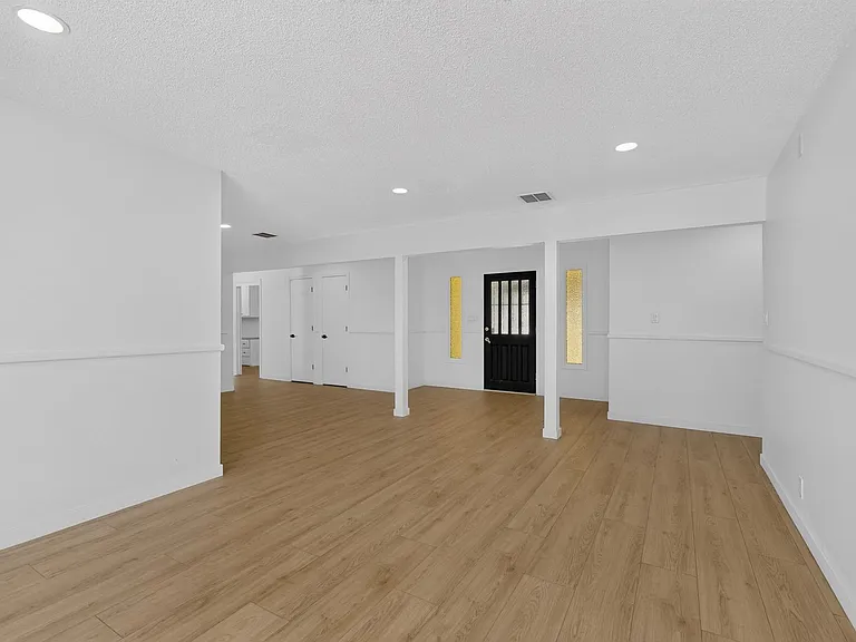 824 Ortega Rd NW — Photo 6