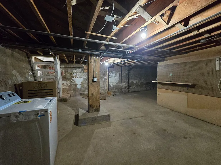508 Franklin Ave — Photo 26