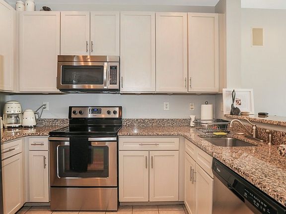 2nd image of 24 Avenue At Port Imperial APT 324
