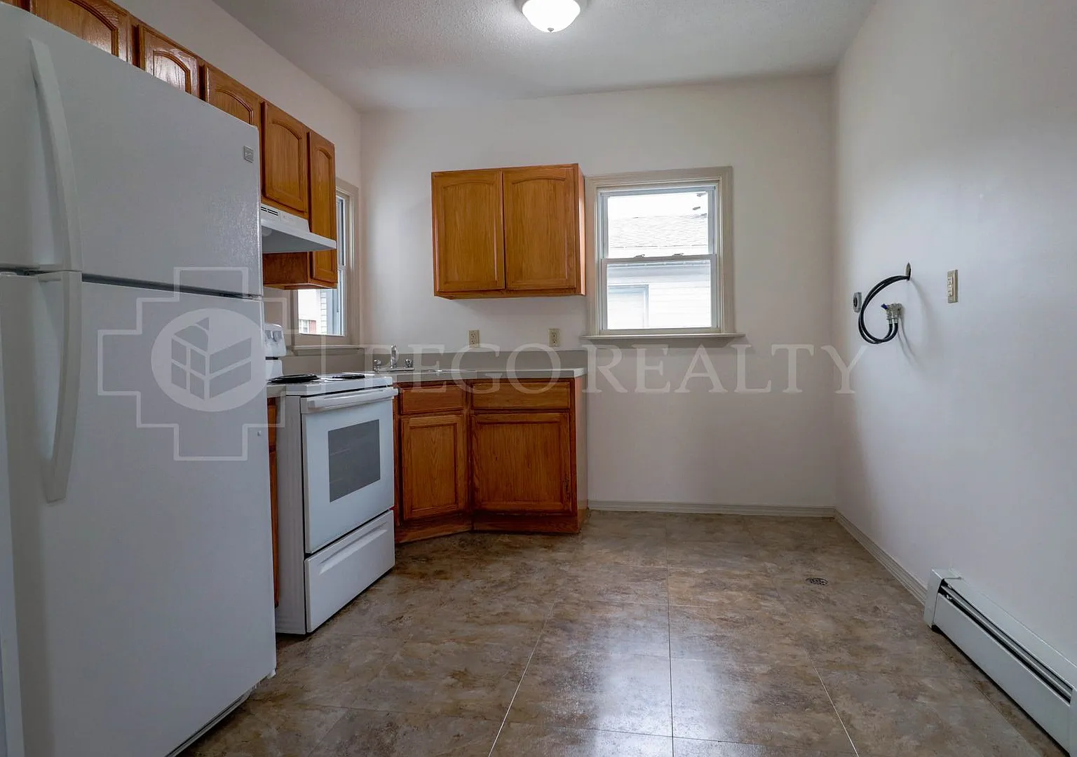 49 Elliott St / Owen Properties, LLC — Photo 4