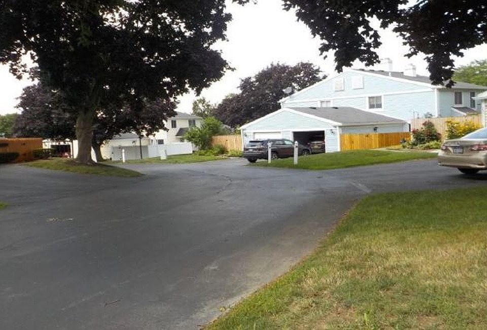 2nd image of 259 Greenway Blvd