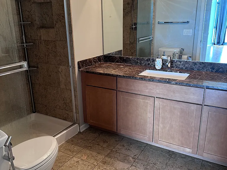 1134 W Granville Ave #1013 — Photo 4