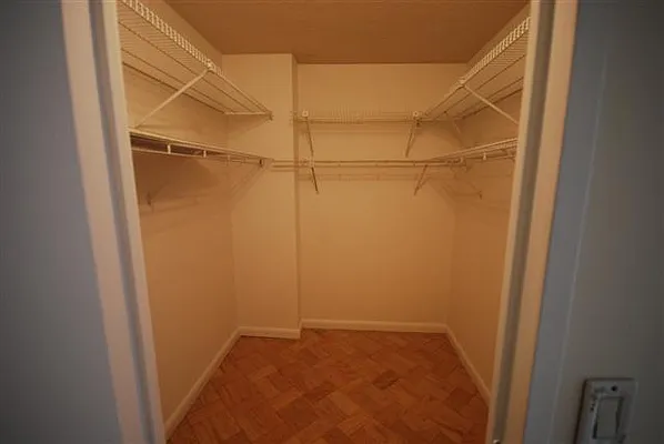 Sold by Luxury Habitat | media 6