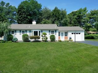 21 Wingate Rd, Parsippany, NJ 07054