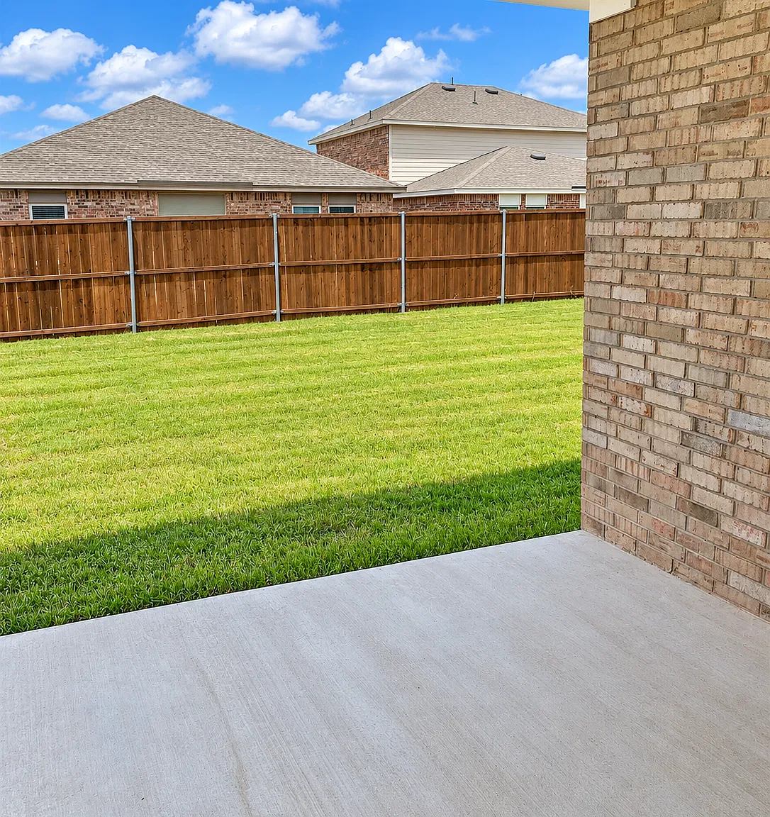 4 bed, 1882 sqft, $2,575 — Photo 2