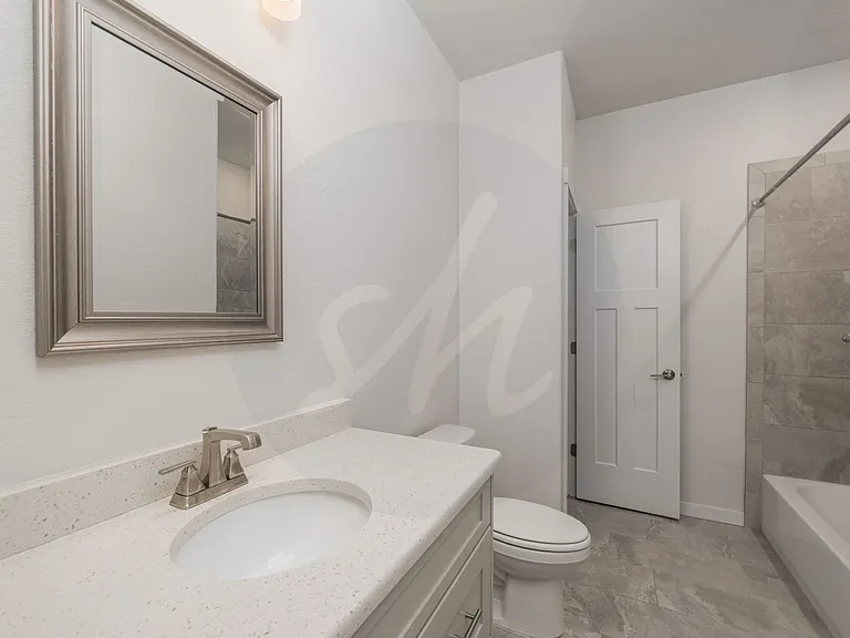 5747 Villa Lorenzo Dr — Photo 17