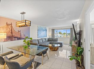 Sheridan Lakes Condo, Hollywood, FL 33021