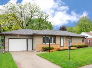 1005 16th St, Ames, IA 50010