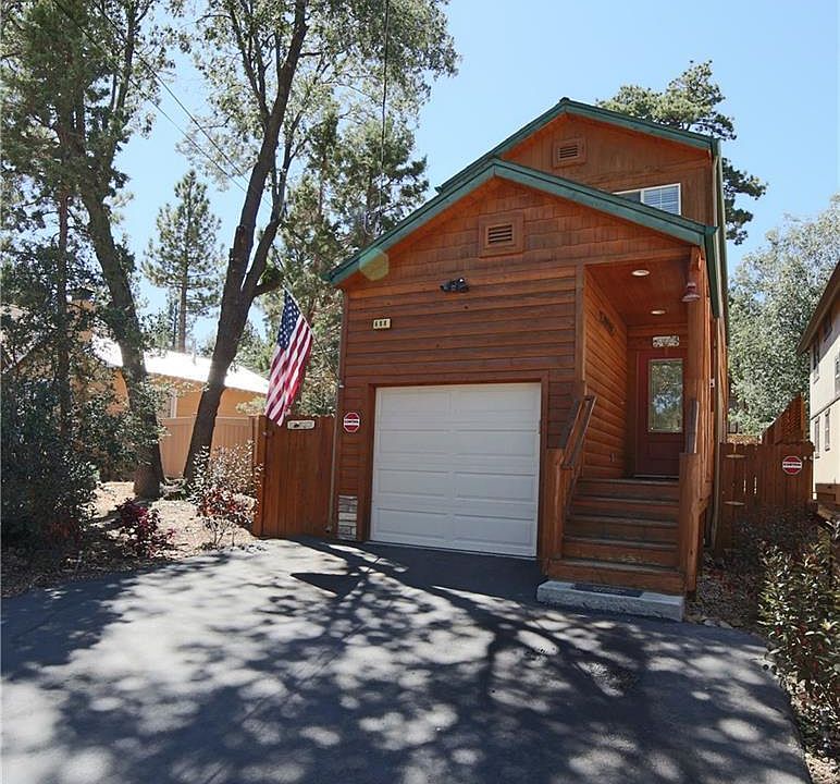 1st image of 688 Highland Ln