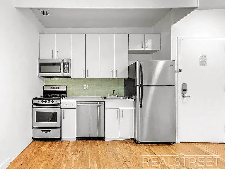 184 Noll St #5G — Photo 2