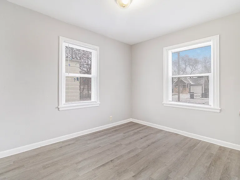 3742 Belle Vis — Photo 8