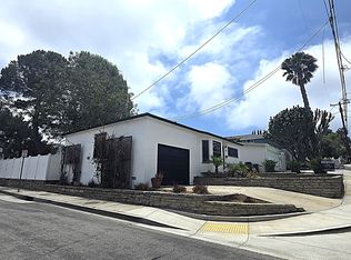 1160 8th St, Manhattan Beach, CA 90266