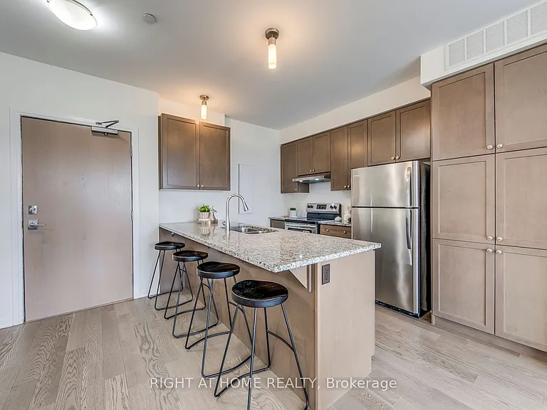 3028 Creekshore Cmn #215 — Photo 14