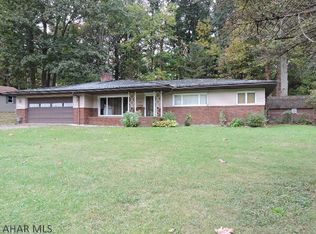 716 Pottsgrove Rd, Altoona, PA 16602