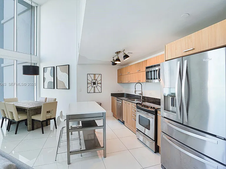 350 S Miami Ave #713 — Photo 5