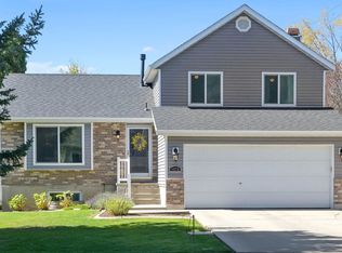 1678 S 500 E, Kaysville, UT 84037