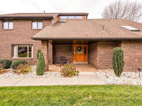 117 Czarnowski Rd, Irwin, PA 15642