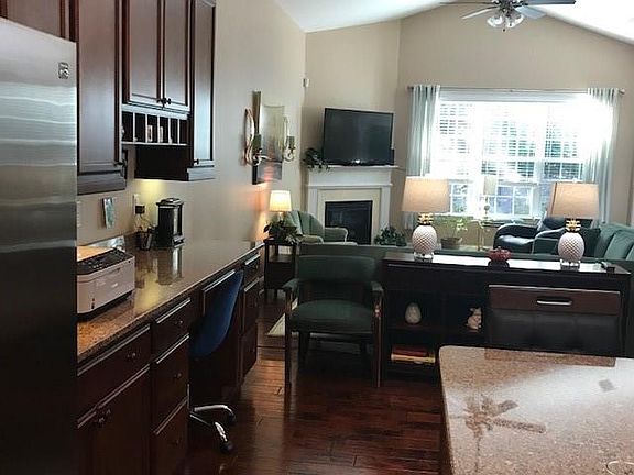 4th image of 903 Haven Cir #903