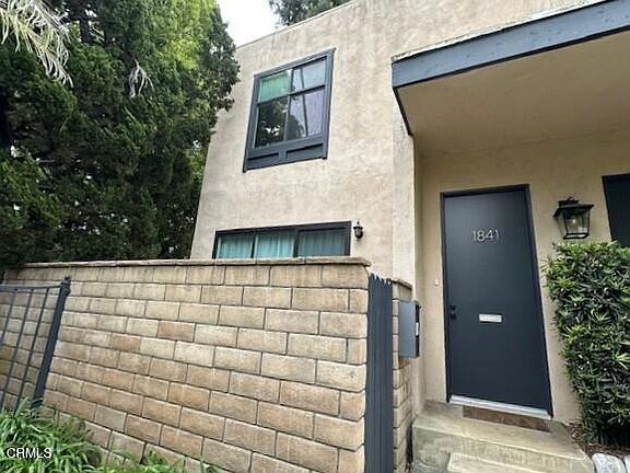 2nd image of 1841 Bushnell Ave