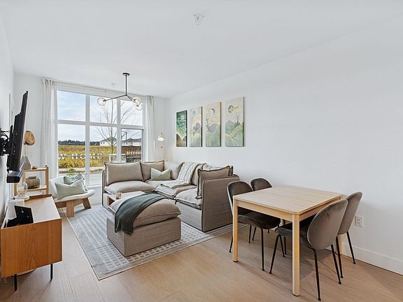 5th image of 320 Ridge St #101