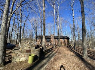 378 Hughey Ln, Waverly, TN 37185