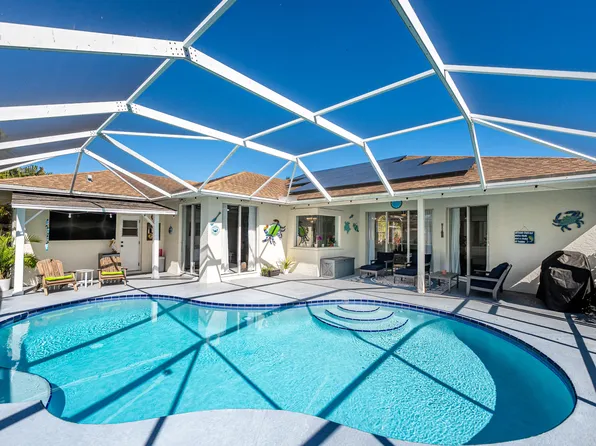 3210 SE Otis Lane, Port St Lucie, FL 34984