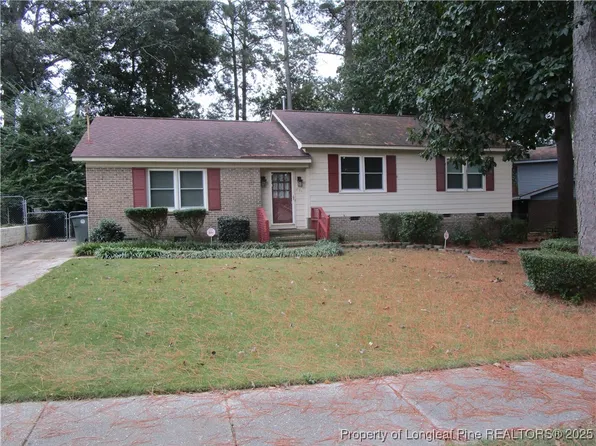 821 Rock Spring Rd, Fayetteville, NC 28314