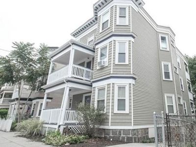 24 Juliette St #1, Dorchester, MA, 02122