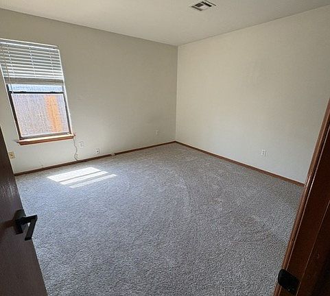 5th image of 9744 Mayview Ct