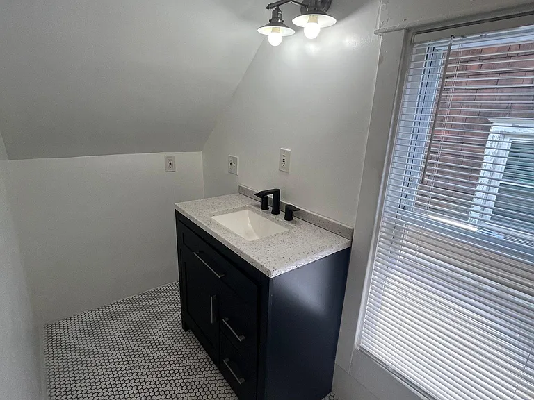 4100 Campbell St — Photo 34