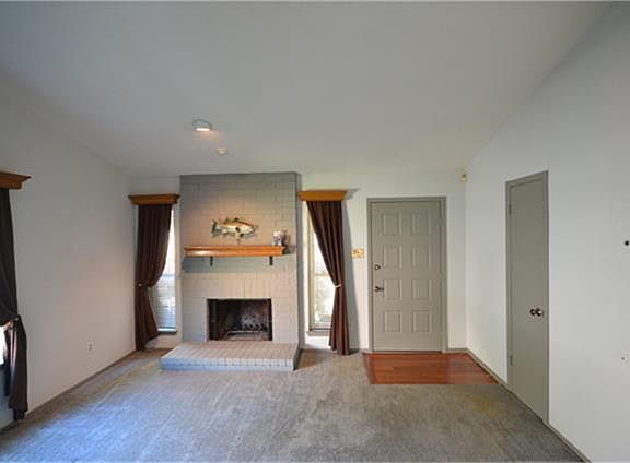 3rd image of 6497 Dawnridge Dr