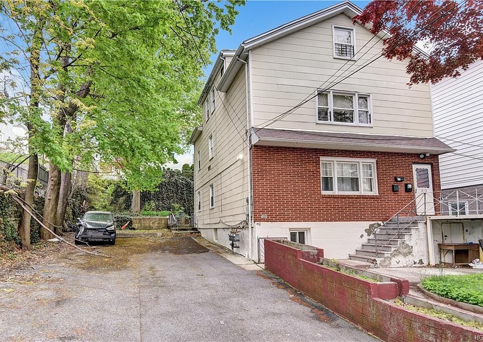 1st image of 373 Sommerville Pl