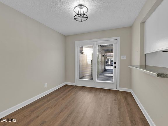 5th image of 7914 Gleason Dr APT 1018