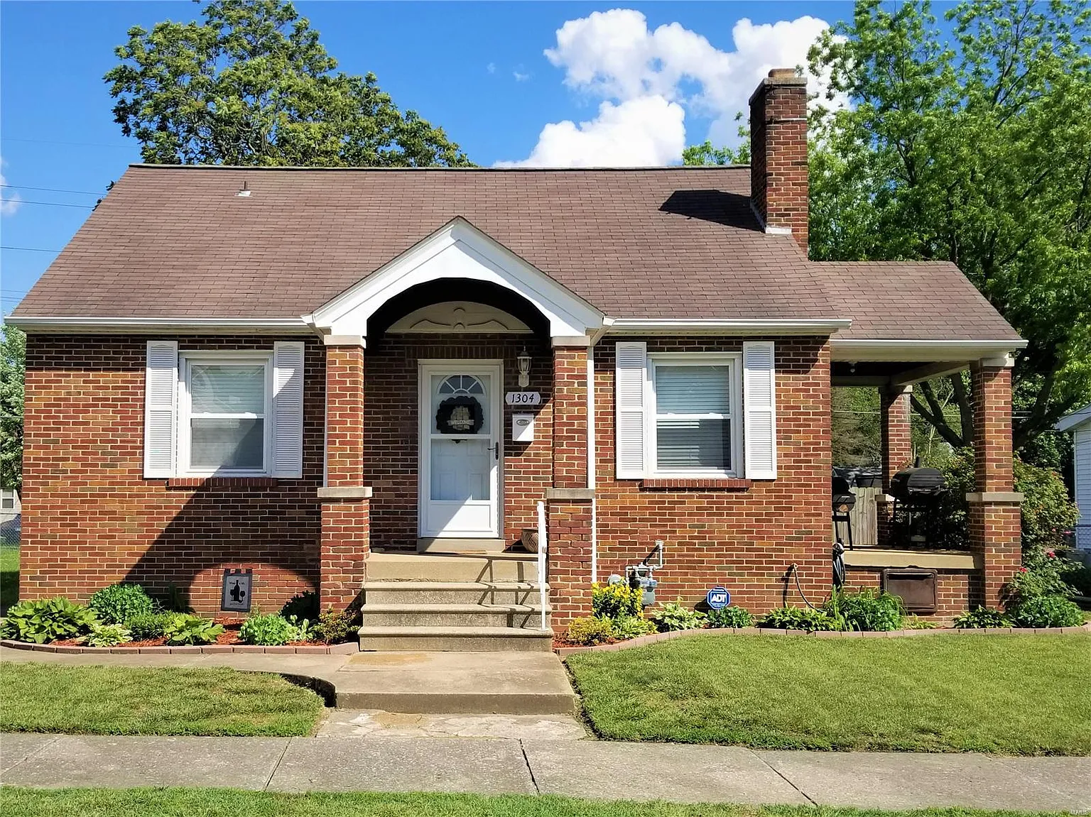 1304 N Church St photo 1