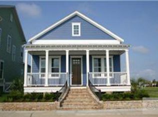 2 Caroline St, Galveston, TX 77554