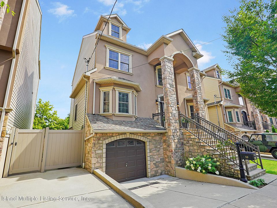 1st image of 10 Sweetwater Ave