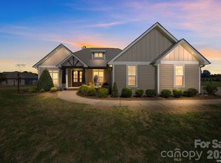 2870 Bradshaw Rd, Mooresville, NC 28115
