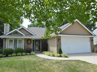 715 NW 42nd St, Blue Springs, MO 64015