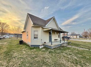 326 N Fletcher St, Switz City, IN 47465