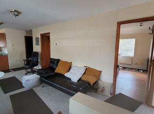 12827 233rd St, Rosedale, NY 11422