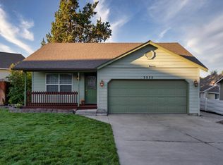 3535 SW Reindeer Ave, Redmond, OR 97756
