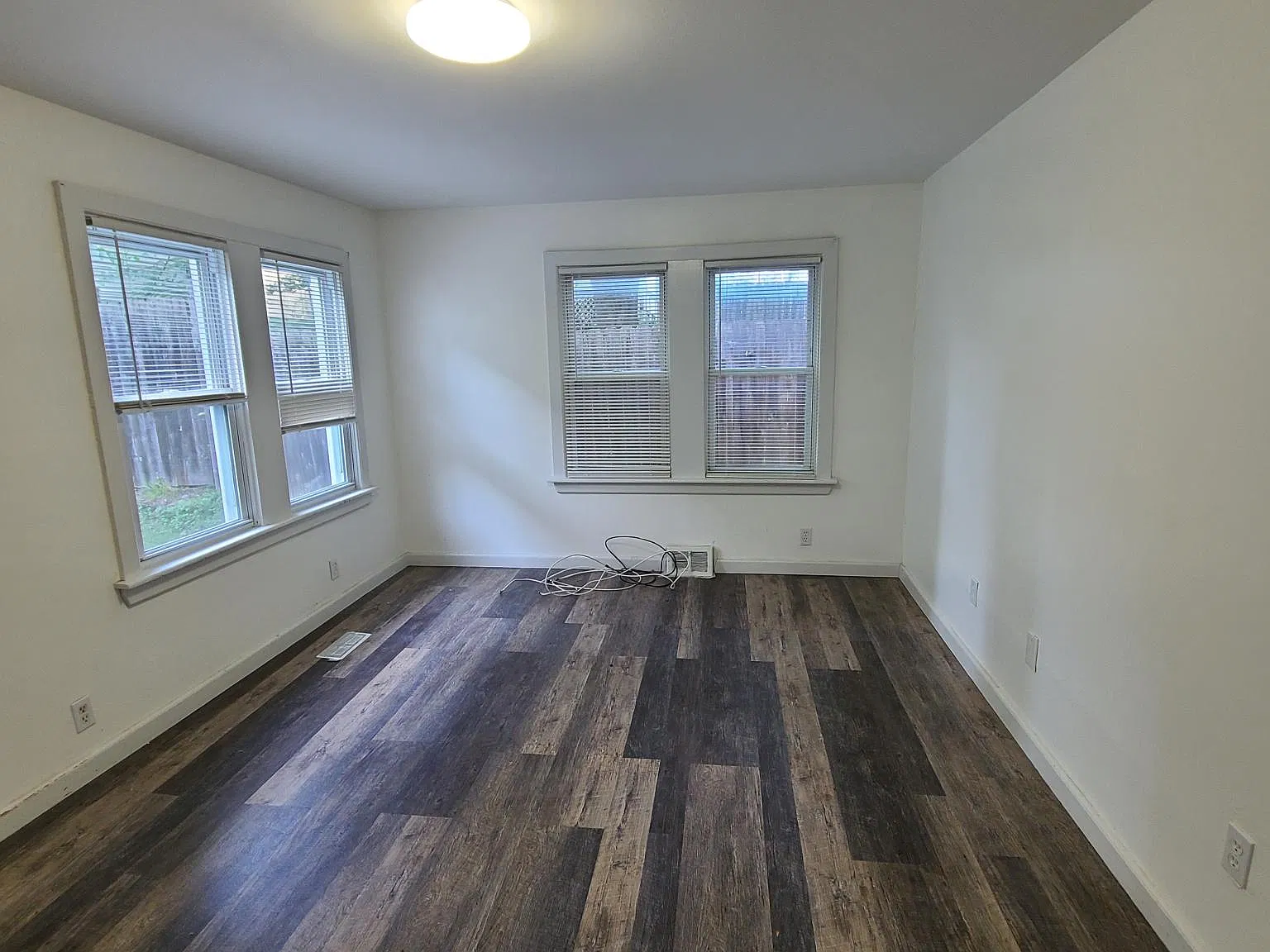 61 Main St — Photo 1