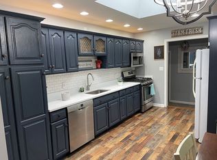 26 Hilltop Rd, Unionville, NY 10988