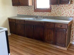 305 Chestnut St, Lockport, NY