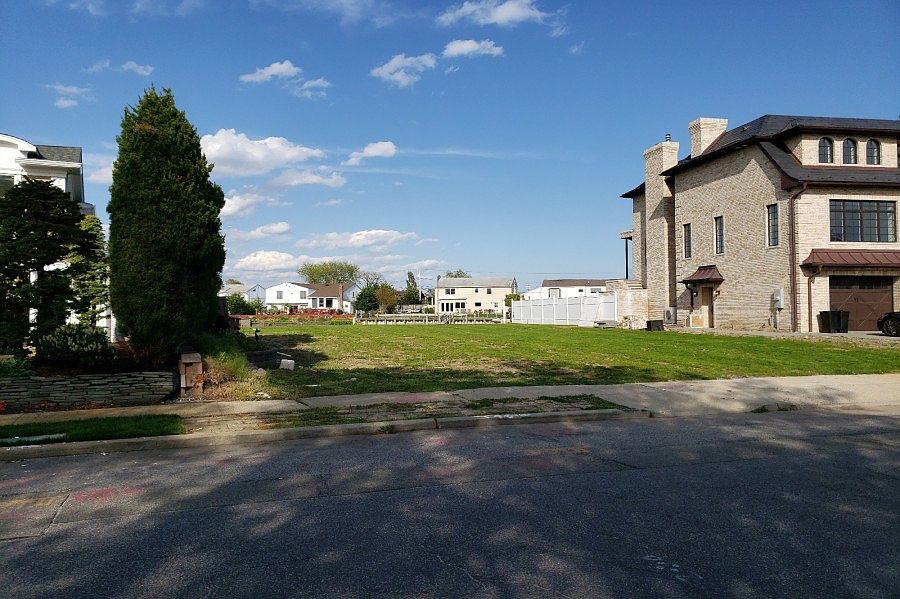 2nd image of 3003 Judith Dr