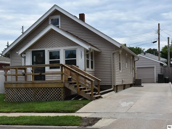 1207 Pawnee St, Lincoln, NE 68502
