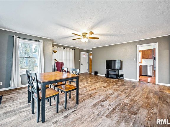 4th image of 743 N Clifton Ct