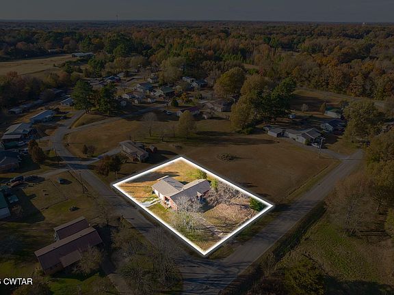 3rd image of 136 Mason Grove Rd